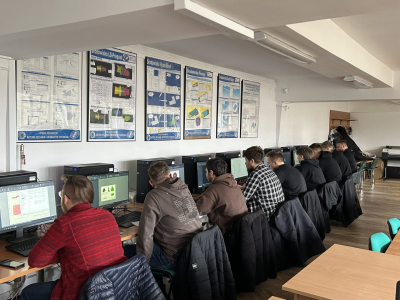 20250204_090027471_iOS