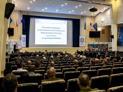 Fot. 1 Przemówienie inauguracyjne Dziekana WIM